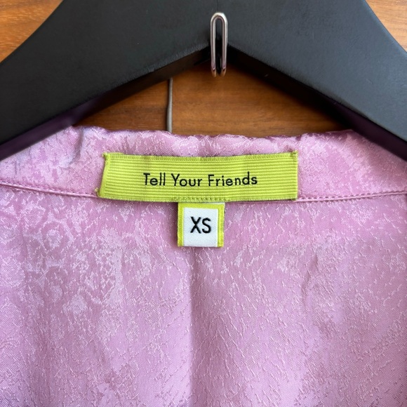 Revolver TELL YOUR FRIENDS Bowling Shirtlavender, Size XS - Picture 6 of 16